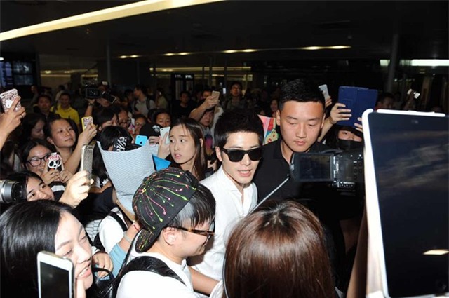 Tài tử điển trai Trần Học Đông.