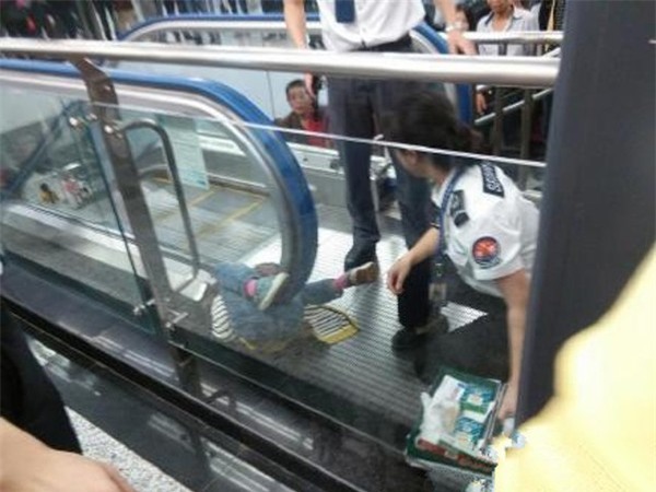 chongqing_escalator-dc9cd