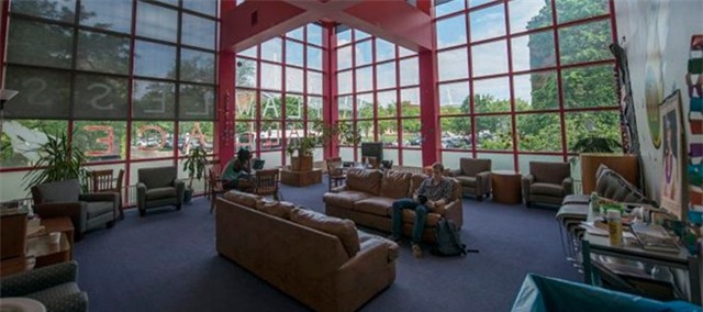 Những ký túc xá như khách sạn 5 sao, giá thuê trăm triệu