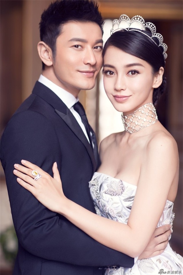 Huỳnh Hiểu Minh chia sẻ anh đã đặt mượn chiếc vương miện hoàng gia Pháp để chiều lòng bạn gái, hoàn thành ước mơ trở thành công chúa trong ngày cưới.