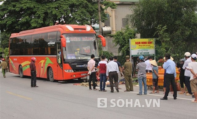 Hiện trường vụ tai nạn kinh hoàng.