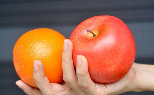 5. Sử dụng hoa quả chứa nhiều vitamin C Chế độ ăn uống có tác dụng rất tốt với làn da. Bạn nên tránh hút thuốc, đây là nguyên nhân khiến da xỉn màu, ngoài ra sử dụng nhiều rau quả chứa vitamin C như cam, chanh, táo, nho sẽ giúp da khỏe mạnh và sáng hơn.