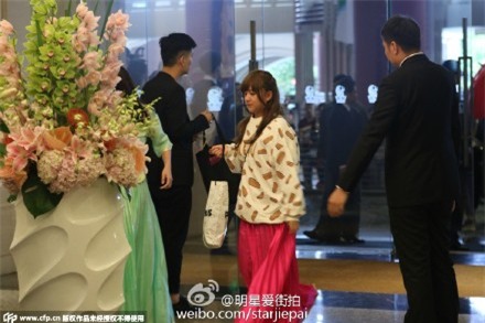 váy phù dâu của Angela Baby