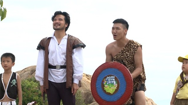 Xuân Bắc tự nguyện nhận phạt để các con có đồ ăn