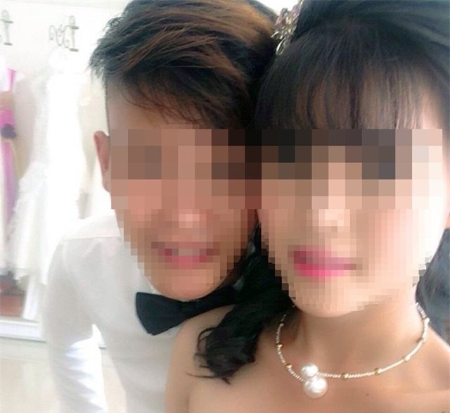 Ảnh cưới của chú rể V. với cô dâu T. chỉ mới 14 tuổi. Ảnh: Facebook của cô dâu T.