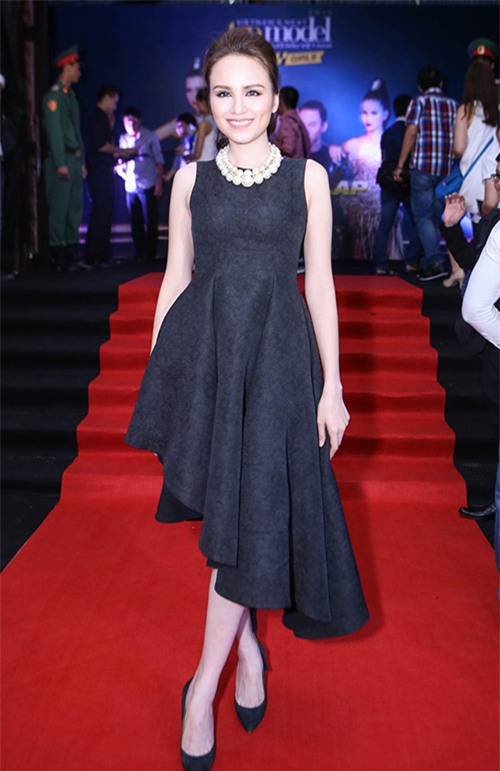 Hoa hậu Diễm Hương đám cưới 3