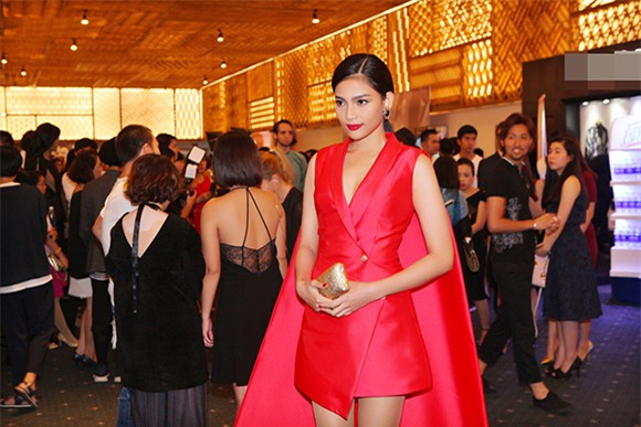 Trương Thị May quyền lực như một bà hoàng 0