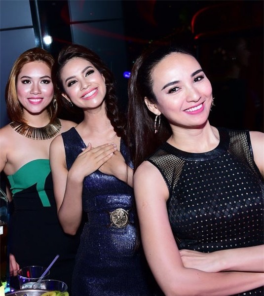 Hoa hậu Ngọc Diễm cũng có mặt.