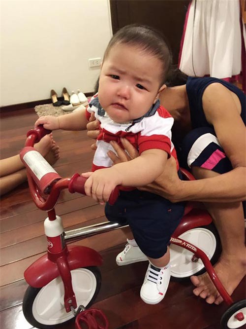 Lần đầu ngắm ảnh cận mặt con trai Tâm Tít - 2