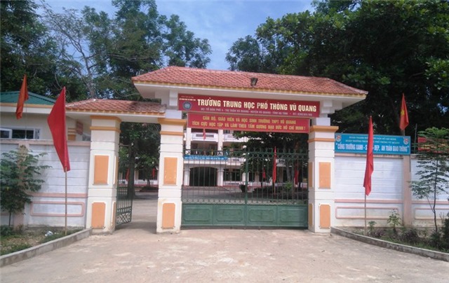 Hà Tĩnh, làm giả, học bạ, cách chức