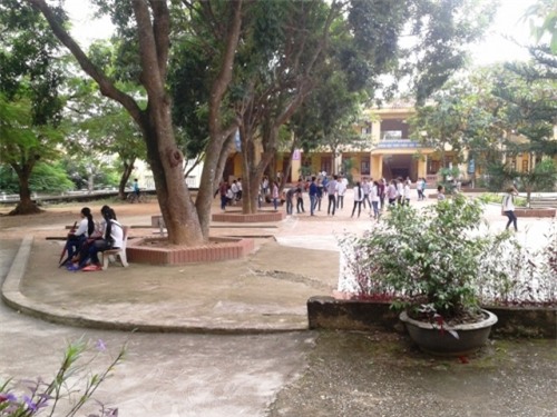Giáo viên Vĩnh Phúc bắt học sinh súc miệng bằng xà phòng vì nói tục