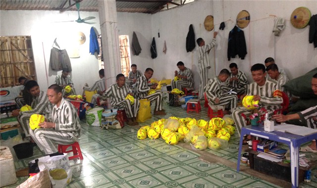 bạn tù, phạm nhân, cải tạo, ma túy, giết người, trại giam