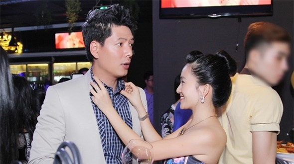 Vợ Bình Minh luôn chăm sóc chu đáo cho chồng