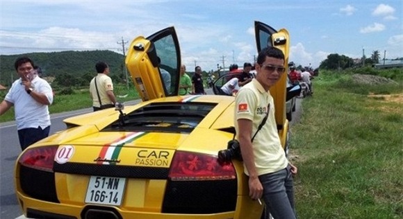 Anh trai sao Việt 12