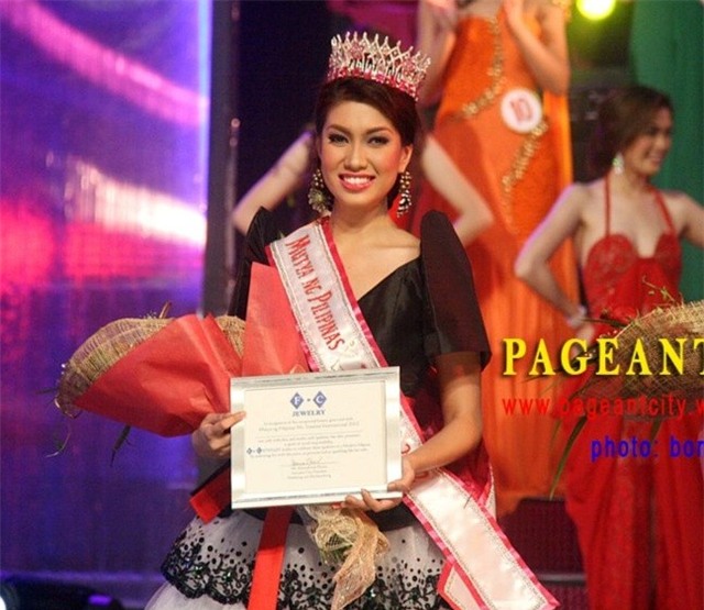 Đẹp và tài giỏi, sau đăng quang, cô không hoạt động năng nổ trong showbiz. Thay vào đó tập trung vào việc học tập.