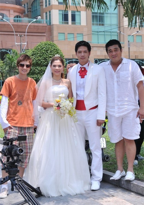 Sao Việt người im lặng, kẻ gay gắt khi xuất hiện người thứ 3