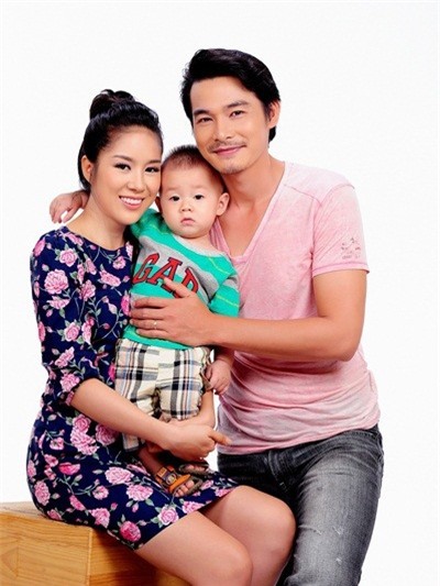 Sao Việt người im lặng, kẻ gay gắt khi xuất hiện người thứ 3