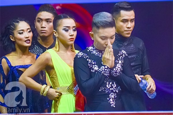 khánh thi phan hiển 11