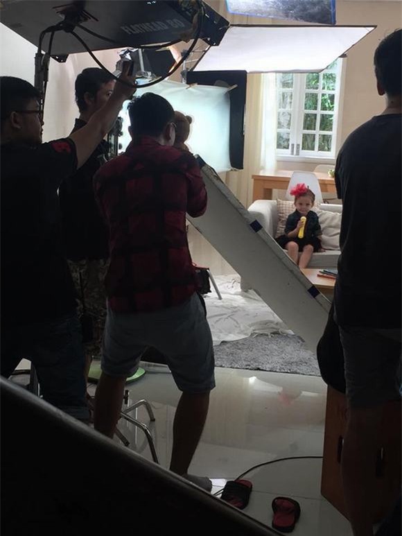 con gái hồng nhung 0