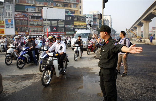 cảnh sát cơ động, ra quân, điểm nóng, ùn tắc giao thông