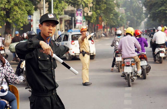 cảnh sát cơ động, ra quân, điểm nóng, ùn tắc giao thông