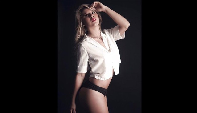 Ca sĩ, siêu mẫu, chân dài, WAGs, người đẹp