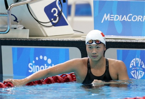 Phương Trâm vượt qua Ánh Viên là niềm vui cho bơi lội Việt Nam, nhưng cũng là tiếng chuông đánh thức nữ kình ngư Cần Thơ khi cô có vẻ mất phong độ nhiều tháng qua.