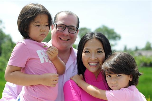 Bằng Lăng: ‘Ông xã lo mọi chi phí để tôi trở lại showbiz’