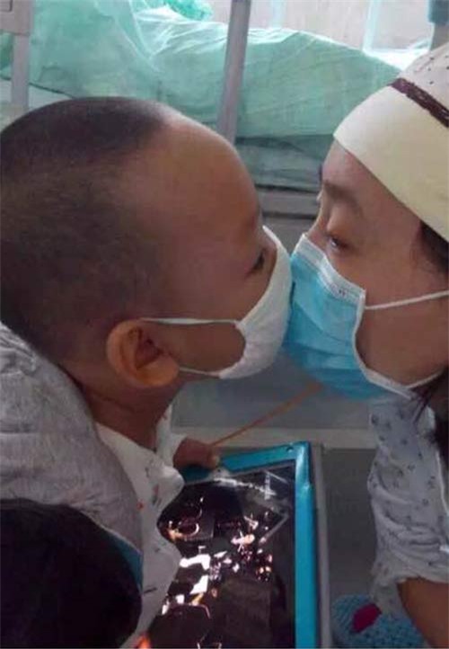 cau be 4 tuoi xin bo me 