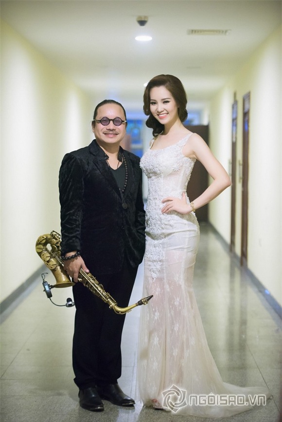 Á hậu Thụy Vân lộng lẫy 4