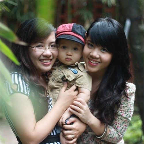 bi kip eo thon, dang dep cua ba me 1 con xu ha thanh hinh anh 2