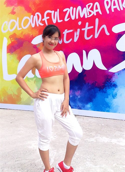 bi kip eo thon, dang dep cua ba me 1 con xu ha thanh hinh anh 3