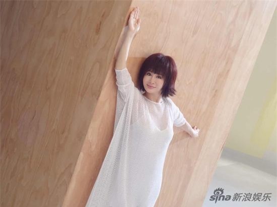 bat ngo voi ve tre mai khong gia cua