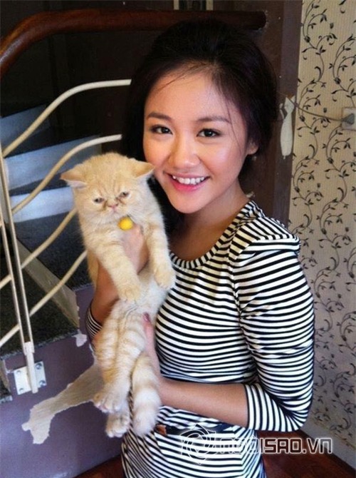 Văn Mai Hương đăng ảnh 3 năm trước phủ nhận tin đồn sửa mặt 2