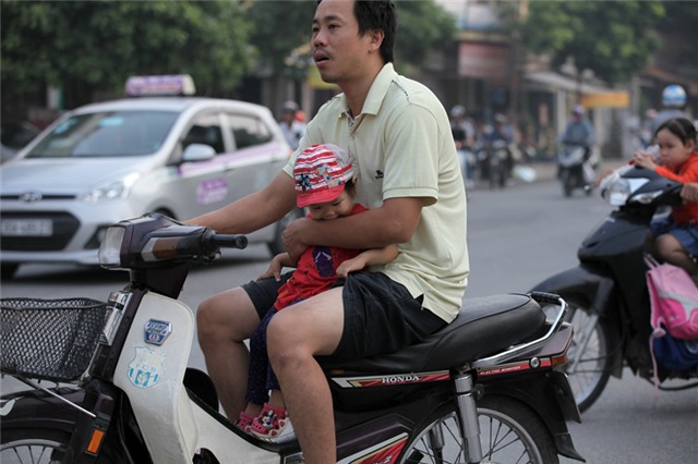 giao thông, tai nạn, trẻ em, treo tính mạng, xe máy, Hà Nội