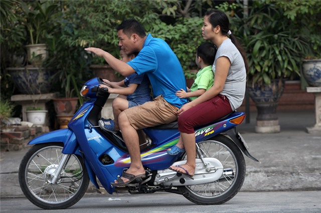 giao thông, tai nạn, trẻ em, treo tính mạng, xe máy, Hà Nội