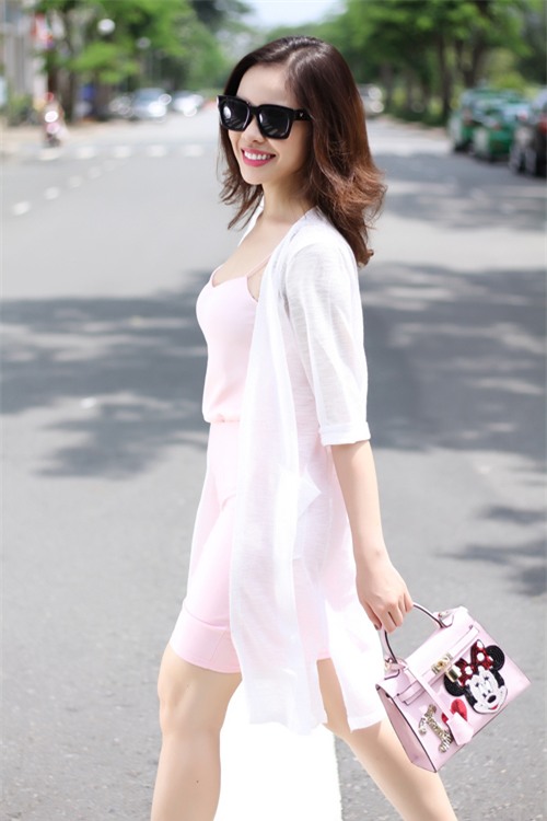 Giang Hồng Ngọc trổ tài mặc đồ bình dân sang như hàng hiệu - 4