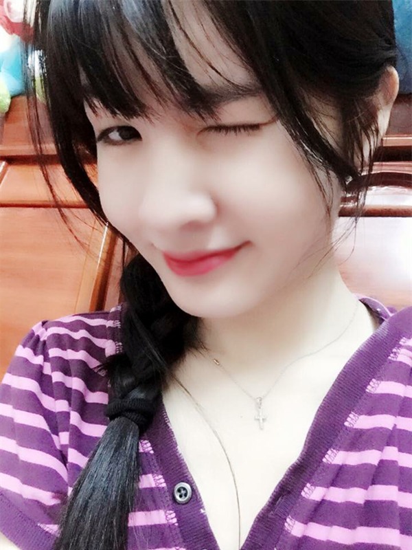 Nữ sinh 19 tuổi khởi nghiệp tay trắng mở công ty kinh doanh