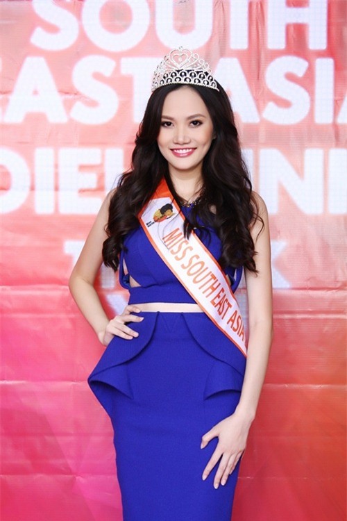 6 mỹ nhân cố tình thi chui để 