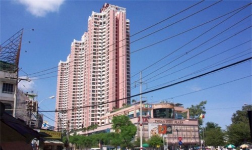 Thanh Bùi, Thuận Kiều Plaza