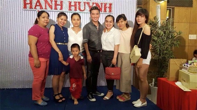 Ảnh thời mới đi hát của Đàm Vĩnh Hưng