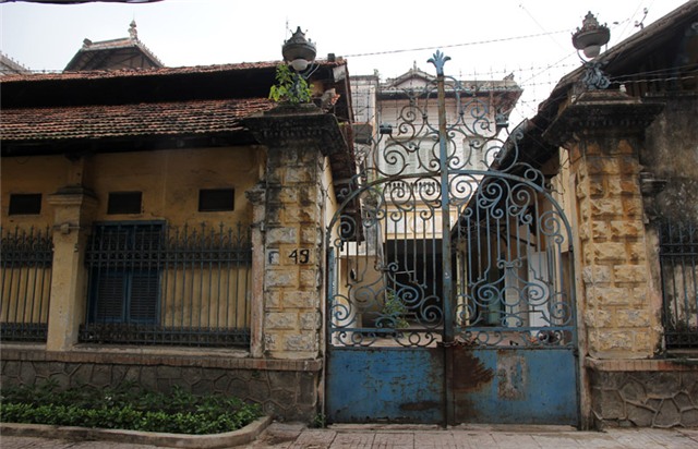 tòa  nhà 35 triệu usd, nhà cổ, biệt thự