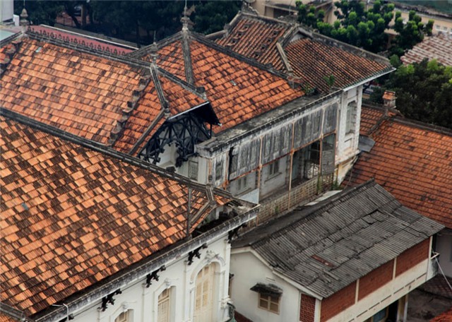 tòa  nhà 35 triệu usd, nhà cổ, biệt thự