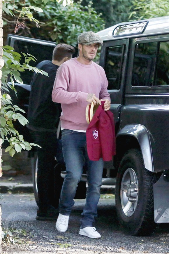 David Beckham 'tông xuyệt tông' với con gái 7