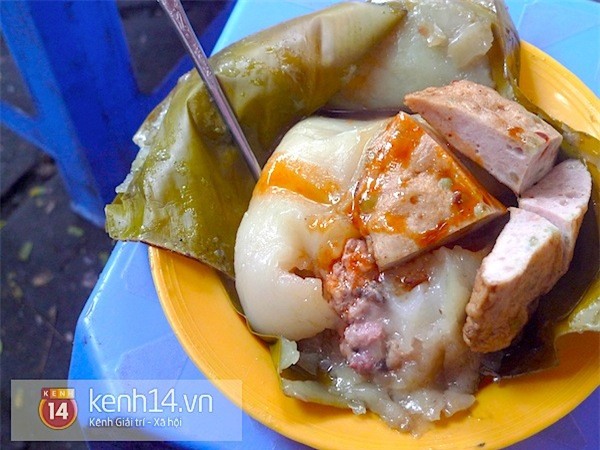 Đi ăn bánh giò hàng chục năm tuổi ở chợ Hôm 1