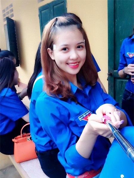 Tích cực tham gia các phong trào đoàn của trường.