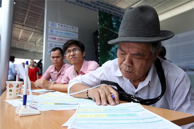 tàu mẫu, đường sắt Cát Linh - Hà Đông, trưng bày, triển lãm, góp ý