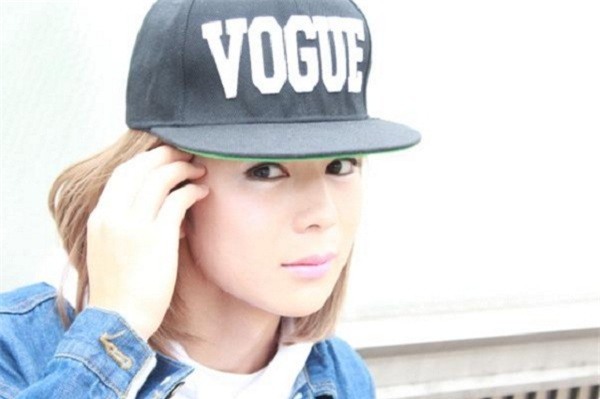 cuoc-thi-gia-gai-cua-nam-sinh-Nhat-2-683eb