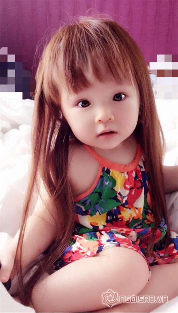 Cadie đội tóc giả 6