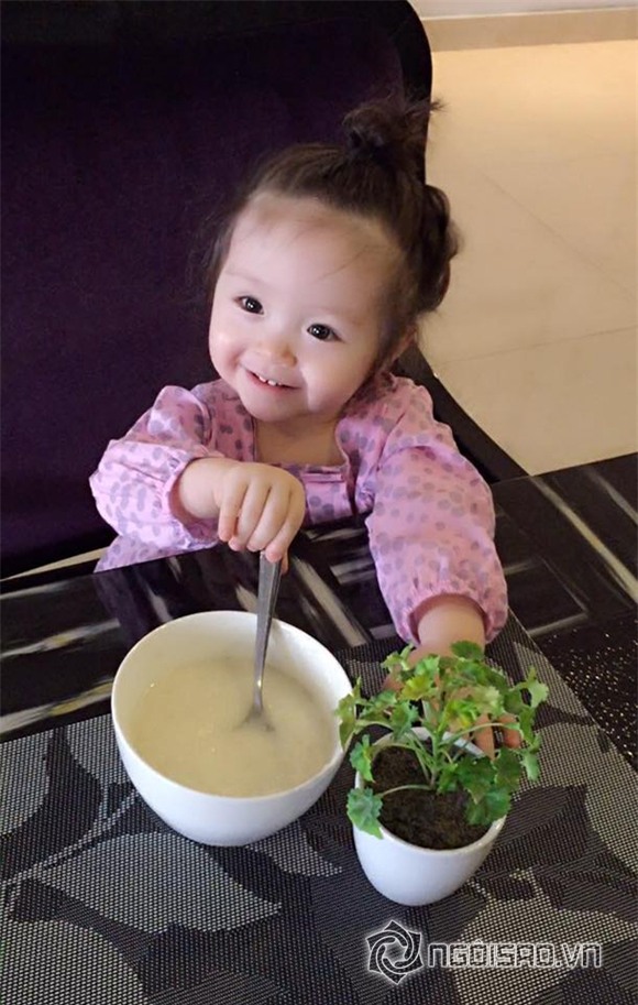 Cadie đội tóc giả 3